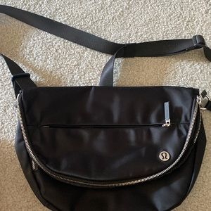 Lululemon All Night Festival Bag